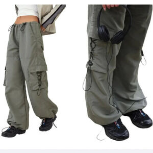 MOTEL Fabio Wide Leg Cargo Trousers in Grey size small